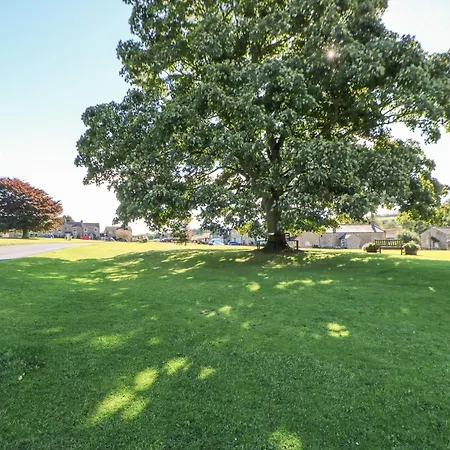 Holiday home Larklands *